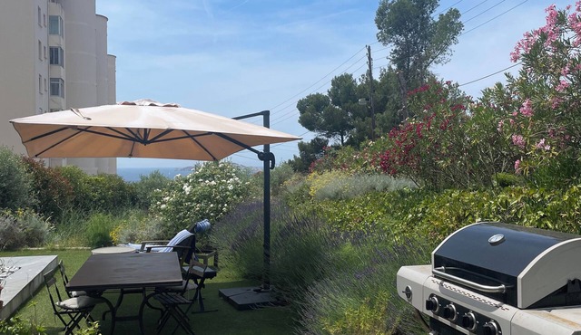 Marseille: sea and garden views at Endoume!