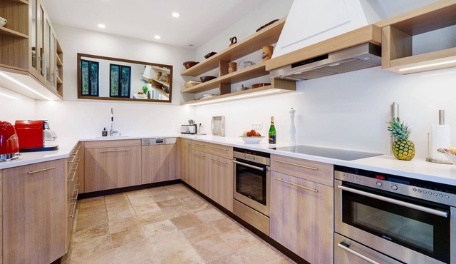 Mas de la Tour is an Idyllic property close to Beaches and St Tropez.