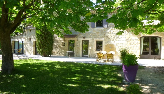 Mas in Provence in peace