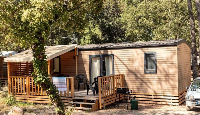 Mobile Home | Ultimate | 3 Bedrooms | 6 Guests | Raised Deck | A/C