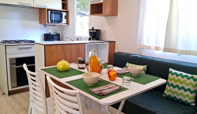Mobile home with AC - 4 guests