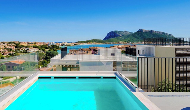 Modern, comfortable villa in Costa Smeralda, Sardinia near Olbia Airport in Golfo Aranci