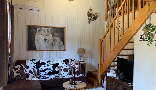 Mountain chalet for 4, terrace near Golf
