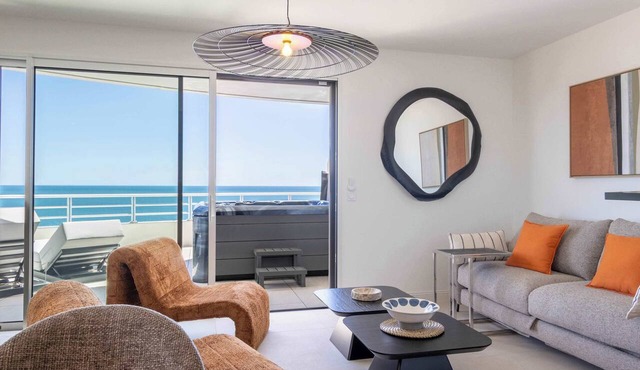 MyLoc Collection Duplex with Private Spa & Sea View in Valras-Plage