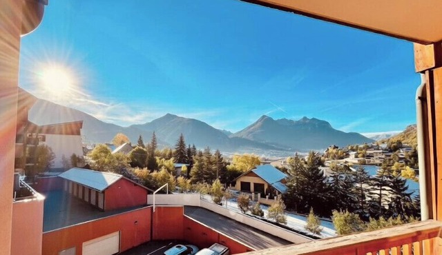 Nice Cosy Apt With Balcony In Briançon