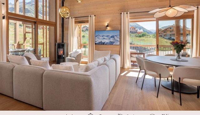 Nivalis - Elegant Alpine Retreat in Alpe d'Huez in Huez