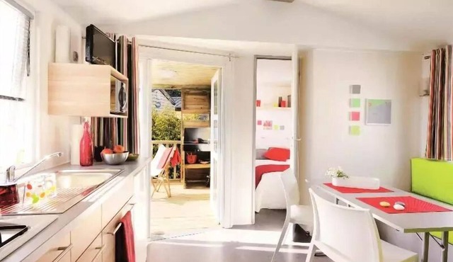 Ophéa Classic Mobile Home, 2 bedrooms, sleeps 6 in Chastanier