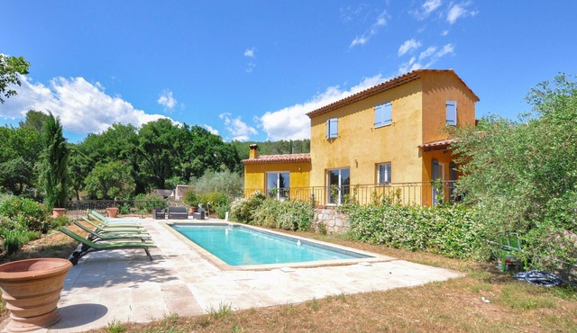 Pet friendly home in Montauroux