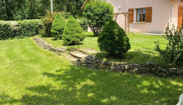 Pretty cottage in the Parc des Ecrins Pets welcome