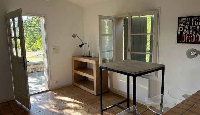 PRETTY COUNTRY COTTAGE IN MAGNIFICENT OLIVE GROVE