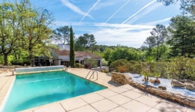 Provence Villa, Air Conditioning, Swing Pool, Forest View, Snooker/Bollard/Whiskey Game Room