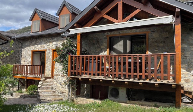 Quiet mountain house in ARIGNAC