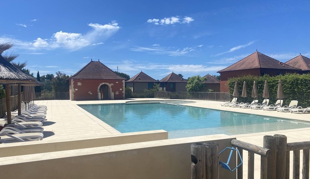 Résidence Claire Rive. Appartement Avec Piscine à 25km de Cahors in Prayssac