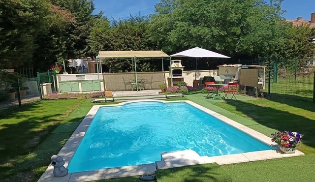 Renovated 90 m² gîte - Swimming pool - Ventoux & view of Dentelles Montmirail - Air conditioning