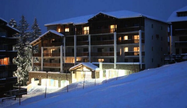 Residence Les Blanches Provençales - 2 Rooms 5/7 People Mountain Corner Duplex in SEYNE