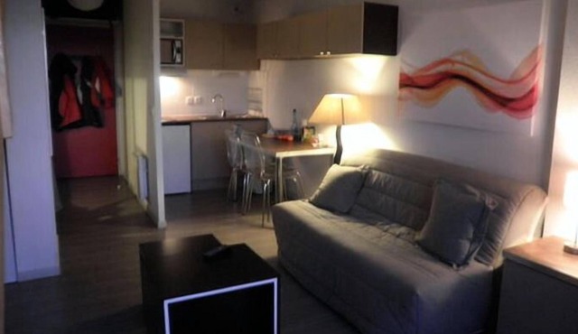 Residence Les Blanches Provençales - 3 Rooms 6/8 People in SEYNE