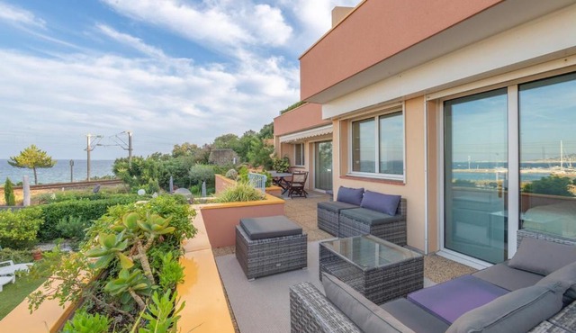 Sea View Apartment with Large Terrace & 2 Bathrooms Mandelieu