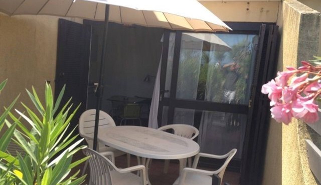 Seaside Villa for 4 with Private Parking in Port Leucate