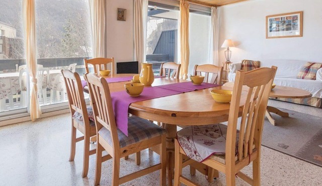 Spacious 4-Room Apartment for 7 in Serre-Chevalier, Chantemerle - Balcony & Parking Included
