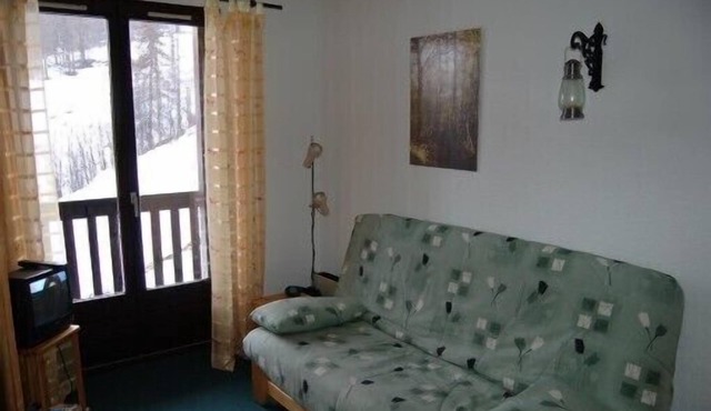 STUDI0 PUY ST VINCENT 1700M