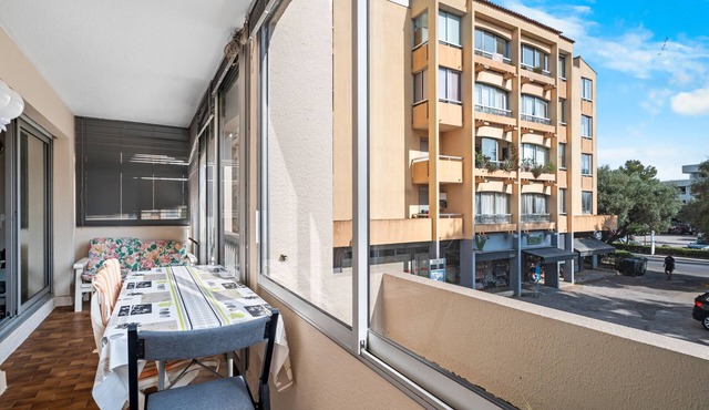 Studio '200m from the Beach'