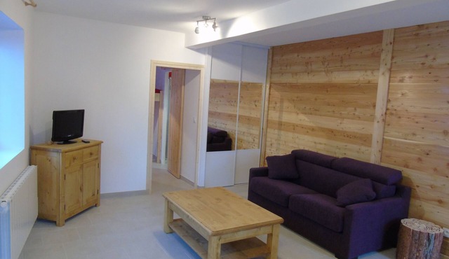 Studio 4 persons