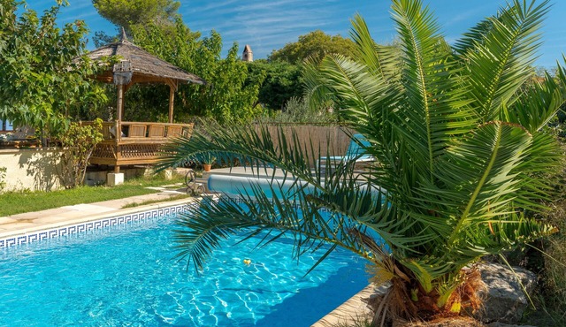 Studio Apartment 'La Dolce Vita 2' with Shared Pool, Private Terrace and Air Conditioning