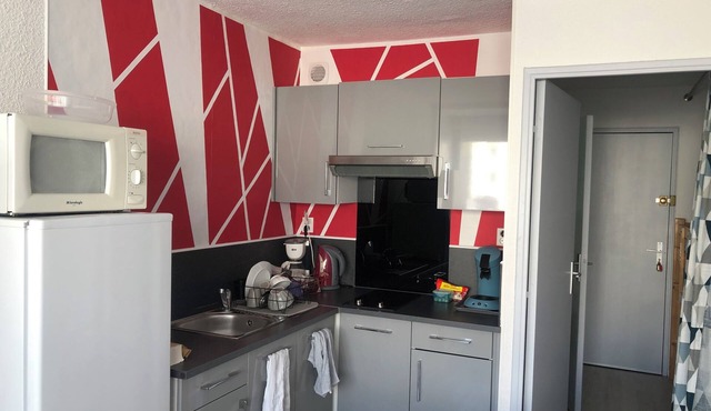Studio cabin for 4 people, 3 minutes from Grazel beach in Gruissan
