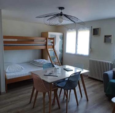 Studio charmant à Cornimont, 30 m², terrasse ensoleillée in Cornimont