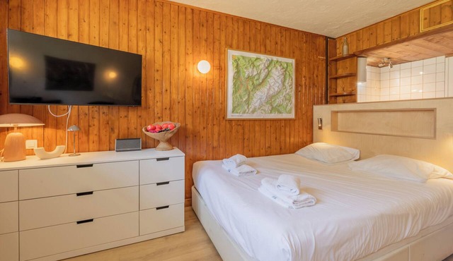 Studio de Balme w/Shared Pool & Near Slopes, Le Tour (Argentière), France in Le Tour (Argentière)