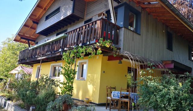 Studio de Plain Pied Dans un Chalet in Mens