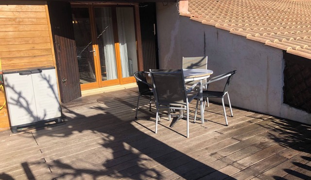 Studio in Provence, 5 minutes from Gréoux les Bains.