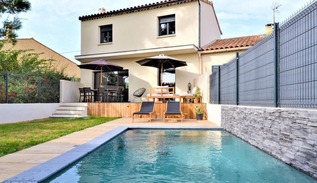Stunning home in Montfavet