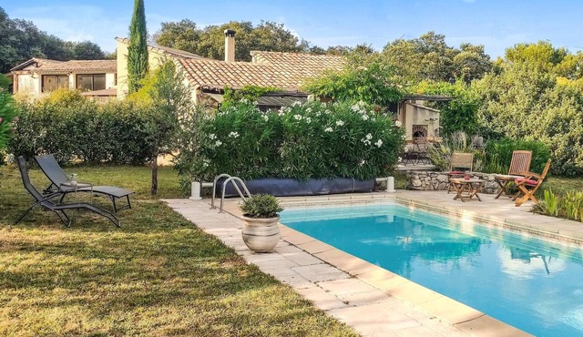 Stunning home in Roussas