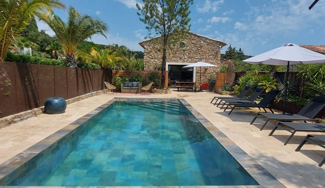 SUPERB VILLA, very QUIET, 5min FROM THE SEA of the GULF of Saint Tropez