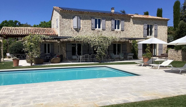 Superbly equipped stone country house with panoramic view 4bedrooms, 4bathrooms 8pers