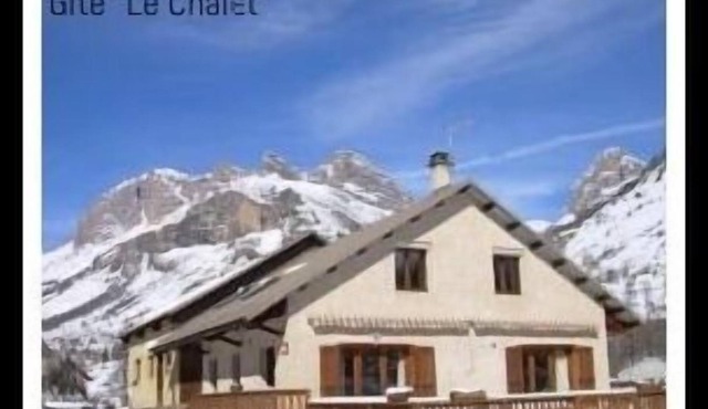 The south-facing chalet for 17 people
