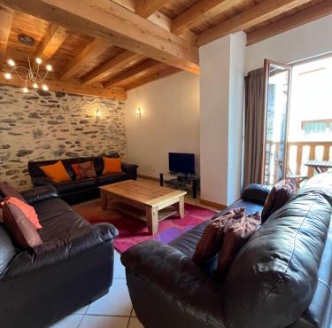 The Stable House Bourg d’Oisans -bike/hike/ski