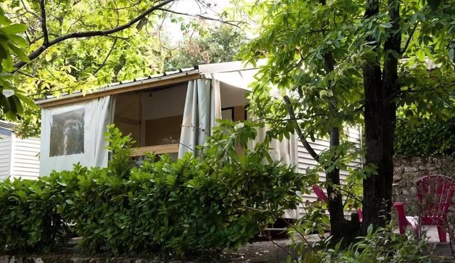 Tithome mobile home, Wednesday to Wednesday during the season, for 4 people in JOYEUSE