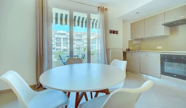 Upstays Terrace Carnot Center 60m2 Apartment