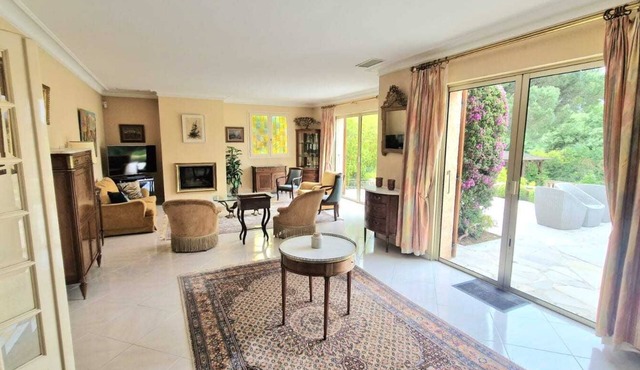 Villa 8 pers private pool 15 min from Cannes