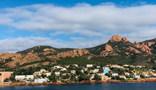 Villa at Antheor - Stunning Esterel views, steps from the beach, pool
