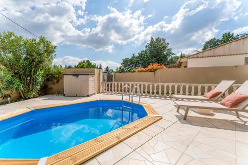 Villa avec piscine-3 chambres-Jardin-10 min Avignon