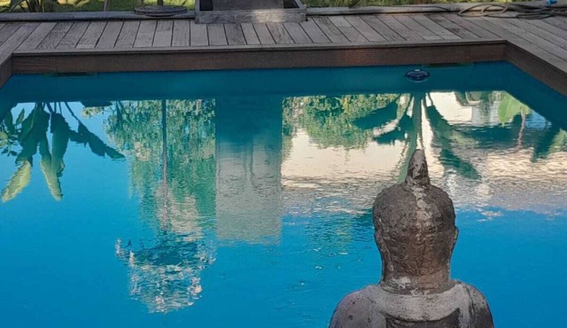 Villa Bali Magaud near Toulon, Private Pool, Beach and Cove a 10-minute walk away