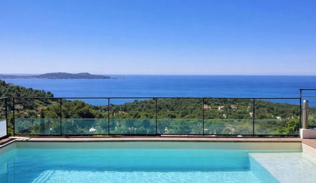 Villa Bleu Silence Swimming pool - Panoramic view