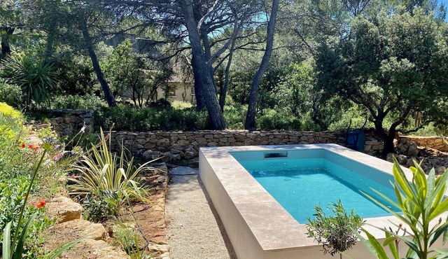 Villa Cornillon-Confoux, 3 bedrooms, 6 persons in Cornillon-Confoux