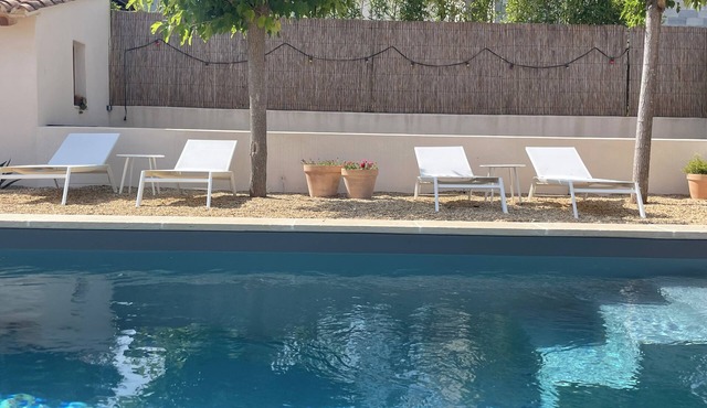 Villa de Vacances Avec Piscine à 7 min de Sommières, Petite Citée de Caractère in Aspères