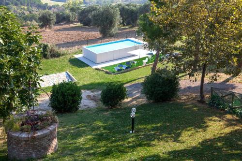 Villa Dell'Arco - Sea View, Private Pool & AirCo in SantʼElpidio a Mare