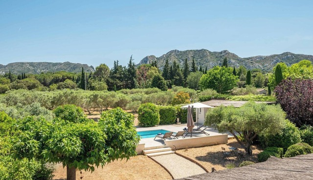 Villa Horizon, Eygalières, Heated Pool, Air Conditioning