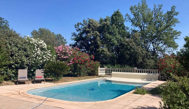 Villa Les Geckos: quiet, spacious, pool, wifi